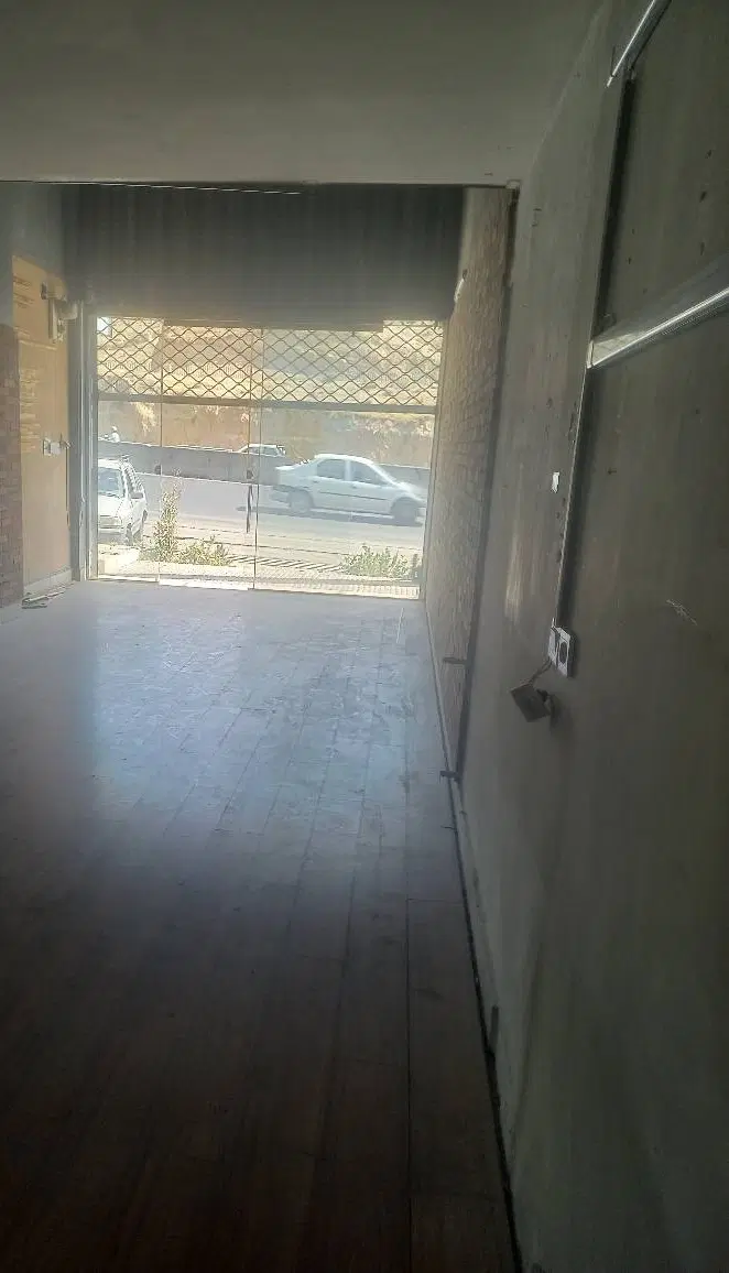 ۷۰ متر مغازه بر اصلی جاده کمرد به جاجرود