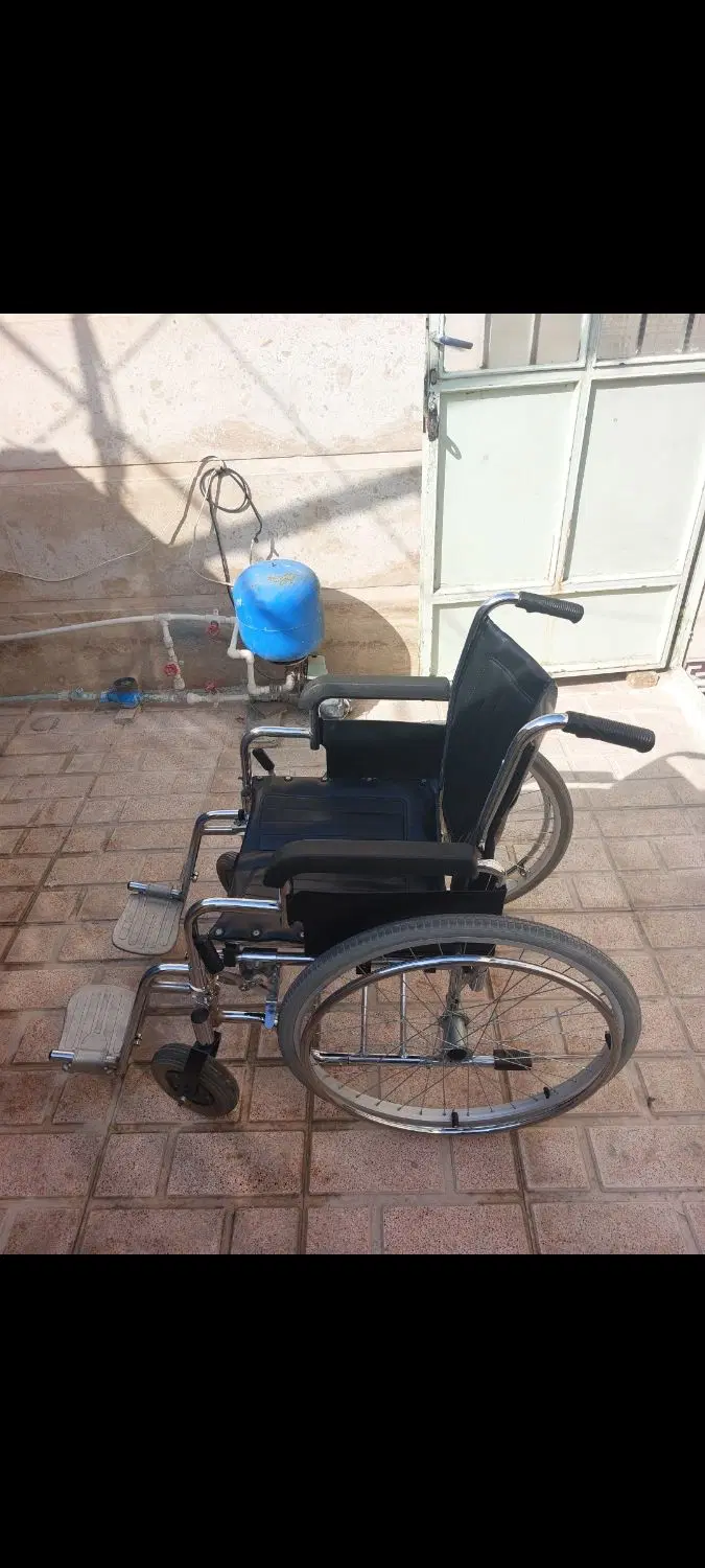 کمک پرستار و هم خانه