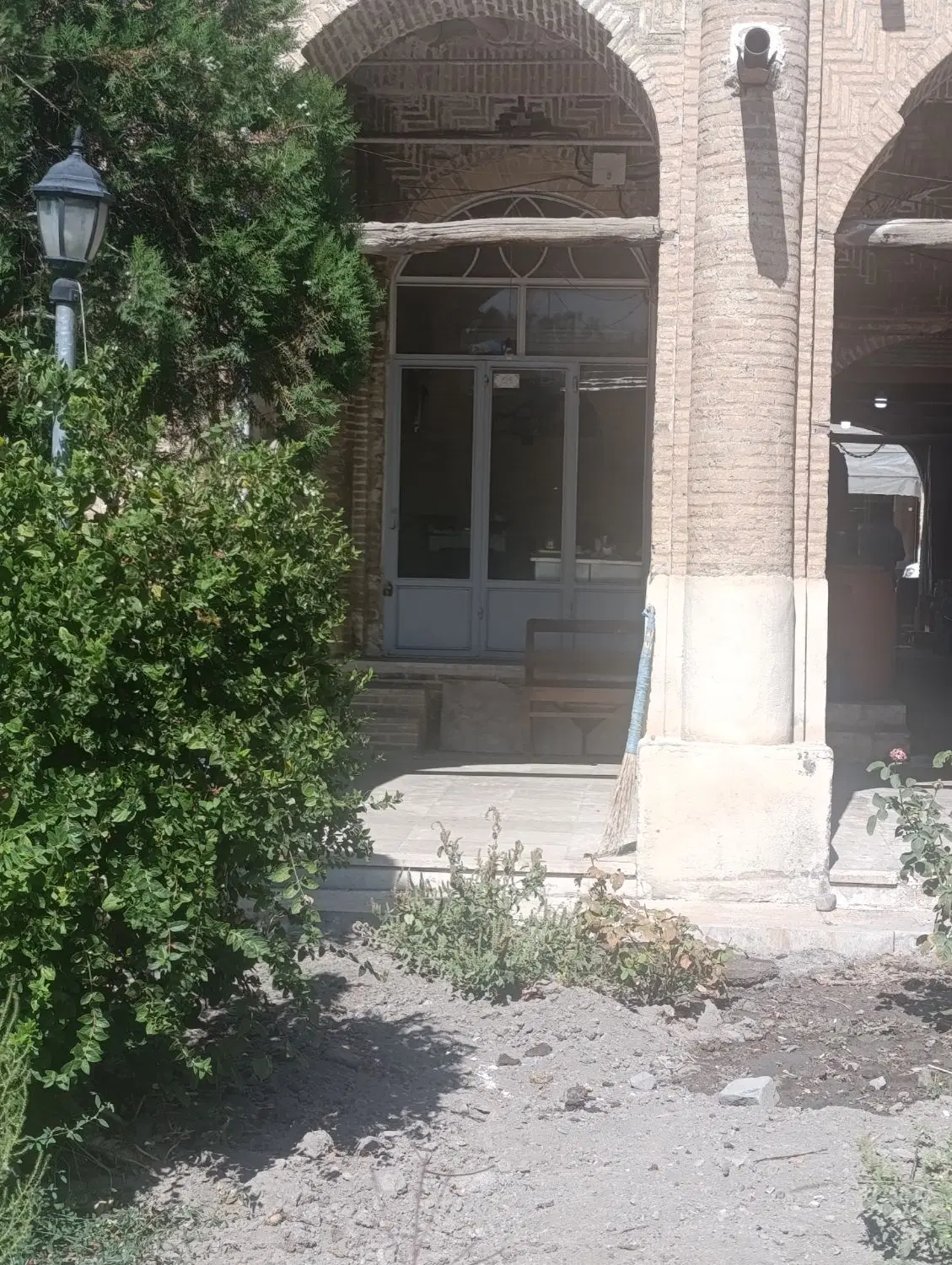 مغازه در سرای عباسقلی