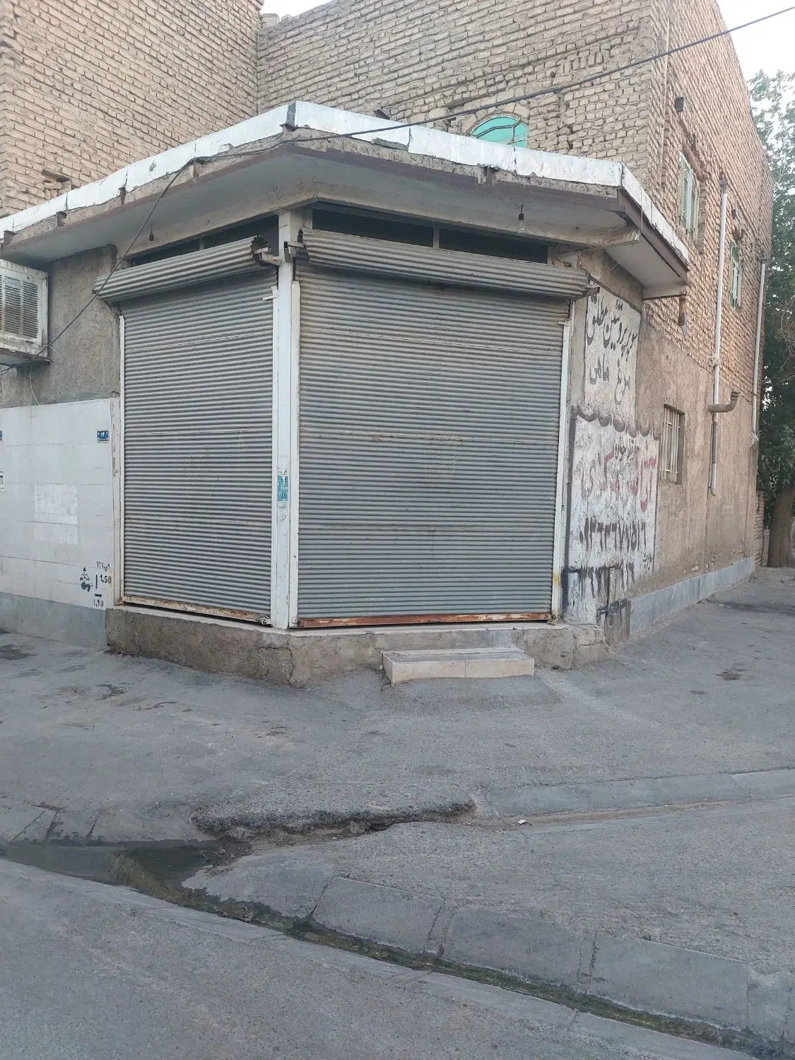 سلام یک باب مغازه درجعفرآباداخوان
