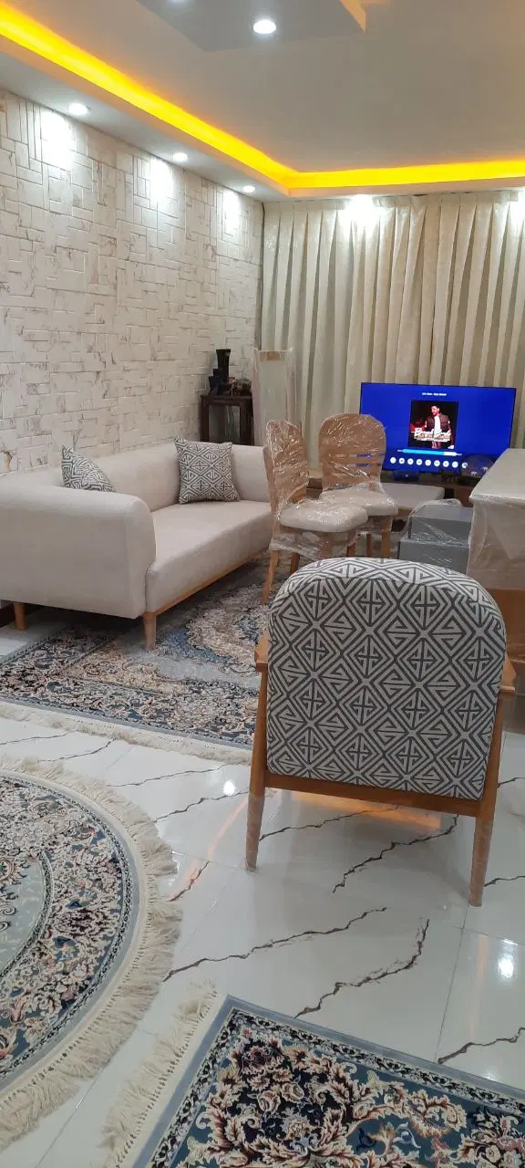 نقلی جمع و جور مناسب زوج جوان