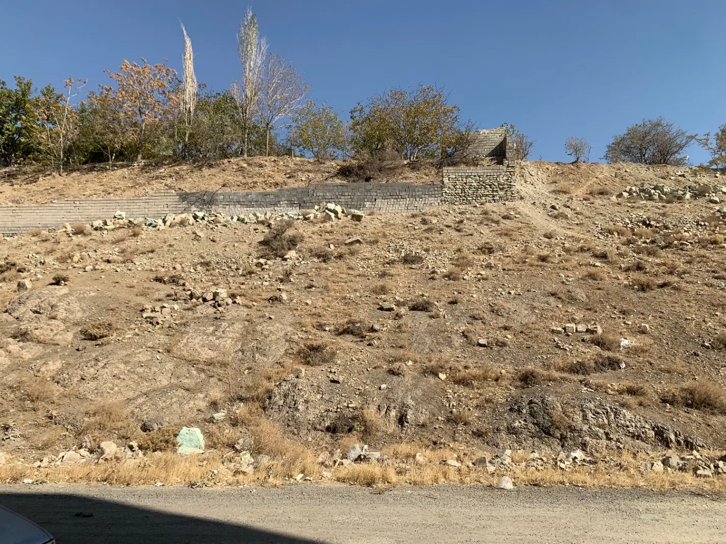 ۲۵۰ متر فروش زمین منبع اب