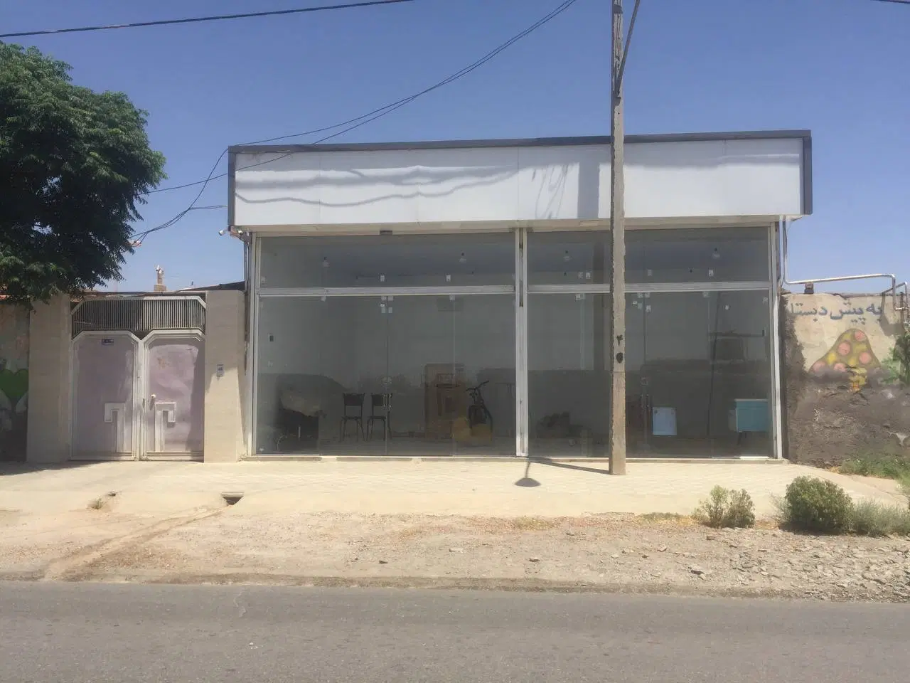 ۳۲۰ متر _ ویلایی _ تجاری حاشیه جاده فیلخانه