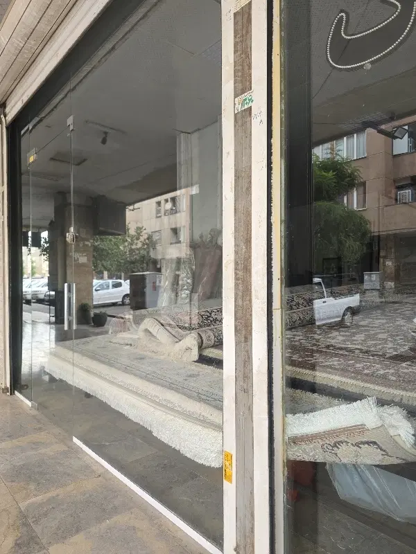 مغازه ۳۰ متری جهت طلا فروشی