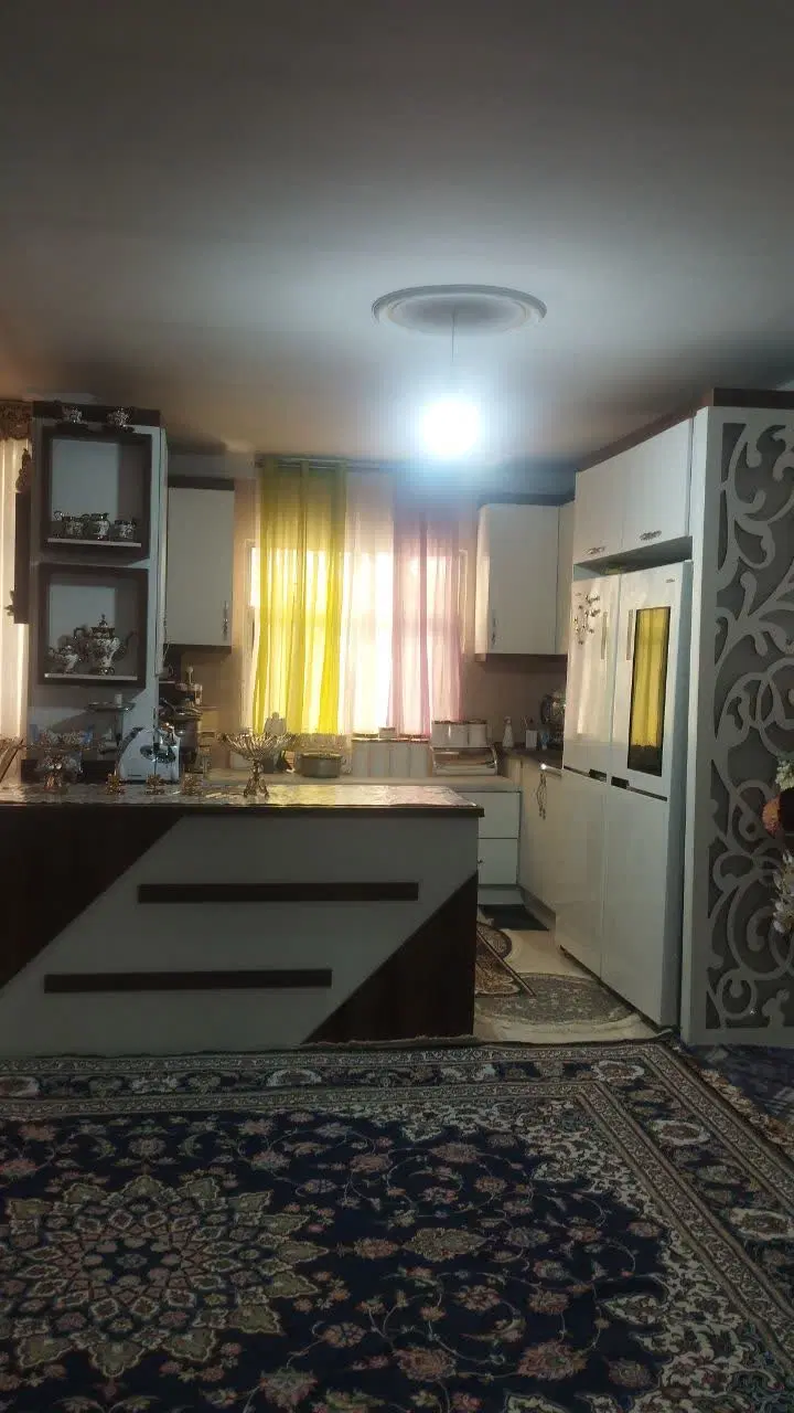 ولیعصر اقبالیه