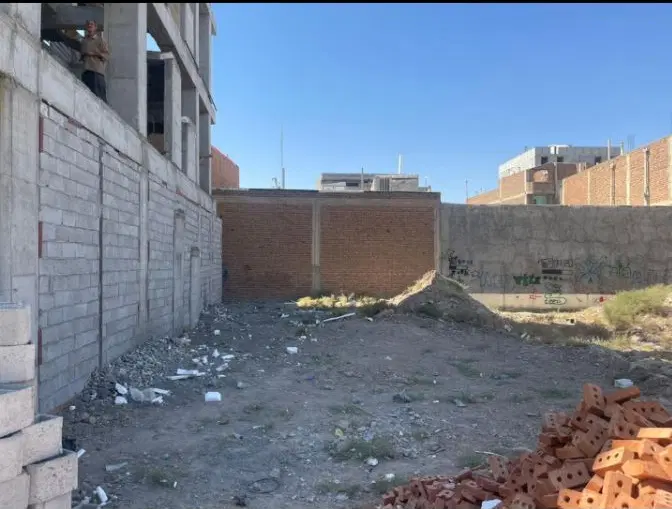 زمین ۲۰۰متری در بناب