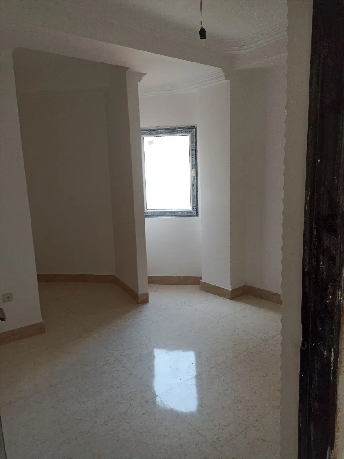 فروش آپارتمان 97متری خشک خیابان ساری نیما.ش4