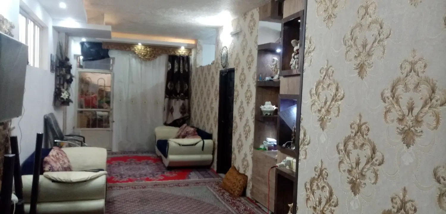 آپارتمان همکف 75 متری شهرک حجت 1900 شکار واقعی