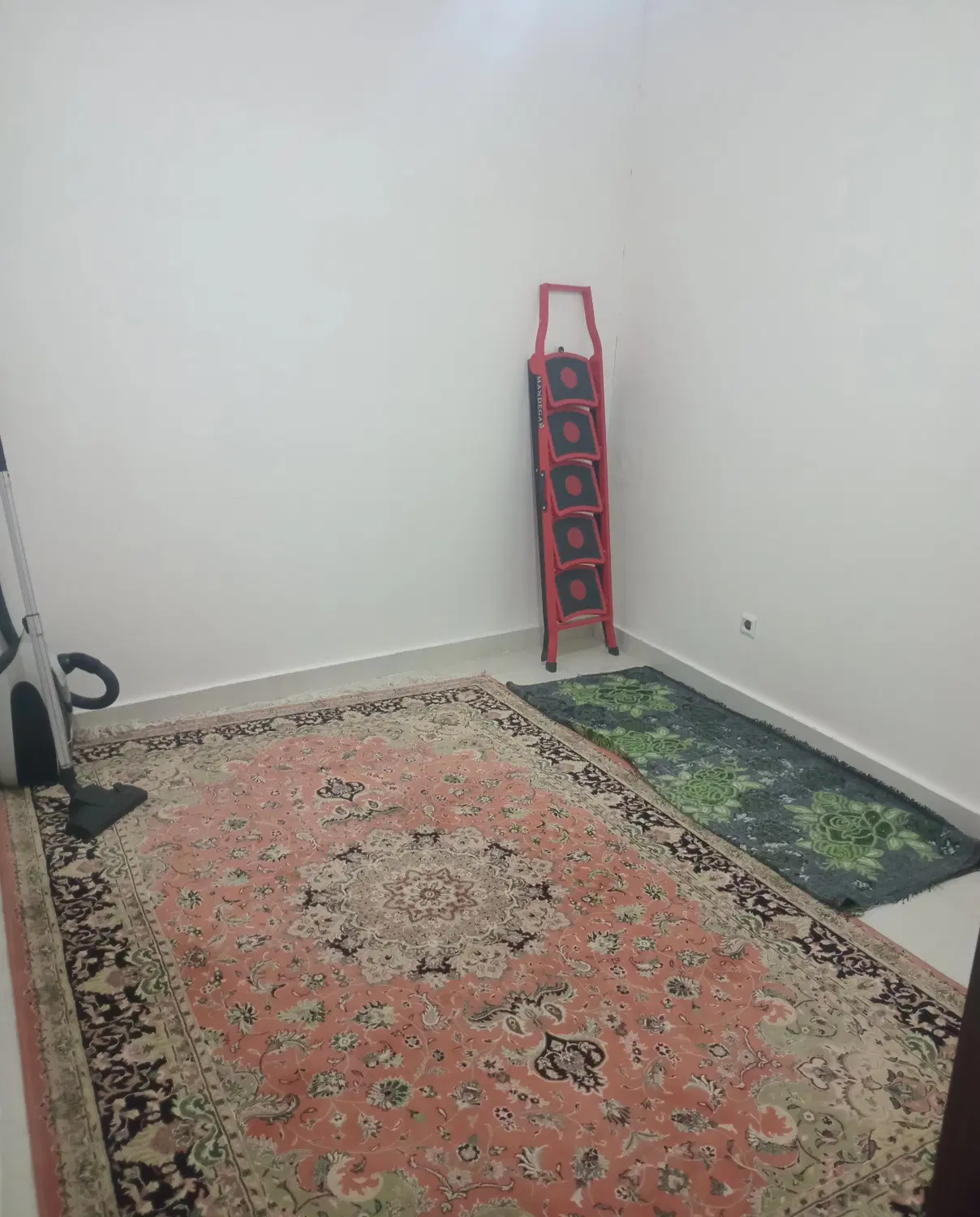 فروش خانه دربست در اندیشه