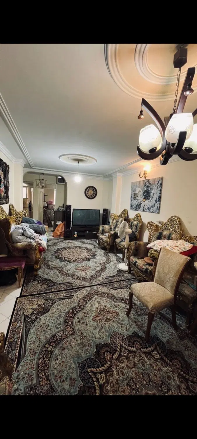 اجاره واحد ۷۰ متری طبقه اول پارکینگ اختصاصی