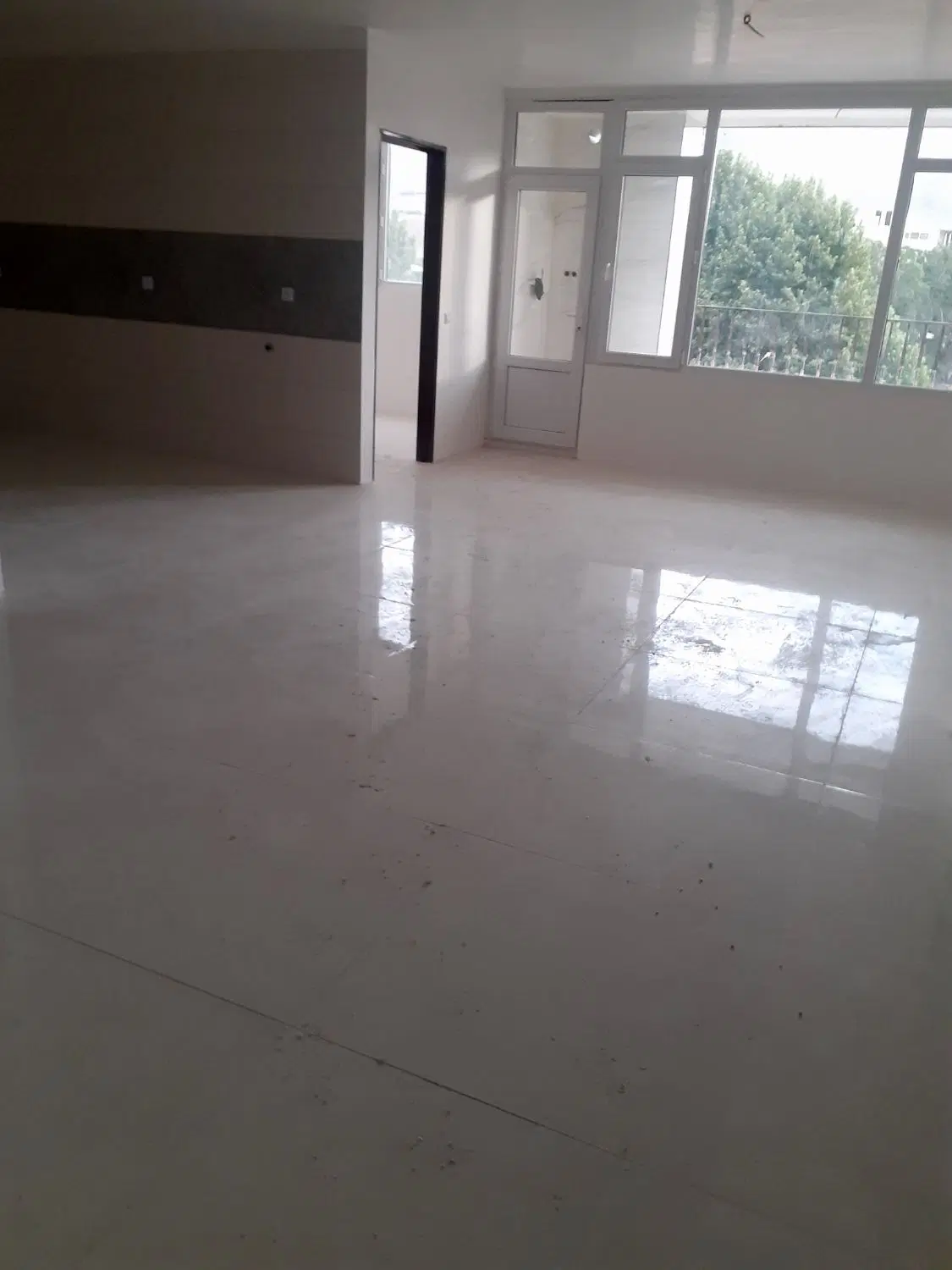 معاوضه منزل مسکونی و مغازه تجاری
