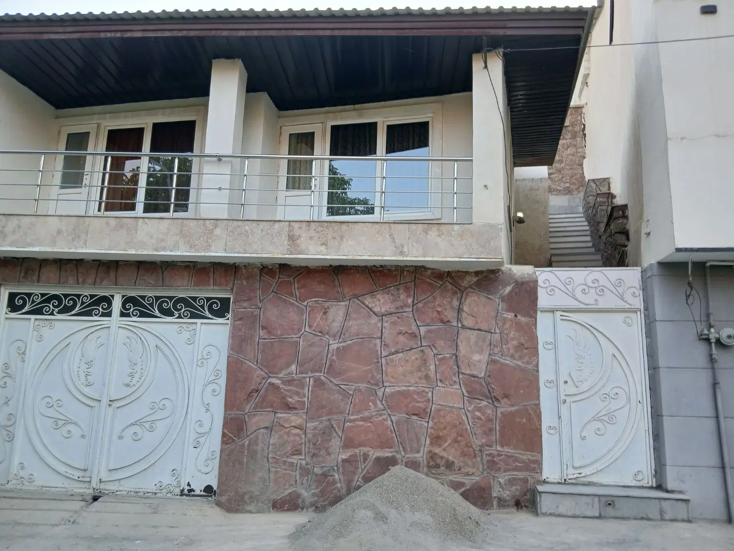 ویلا ۴۰۰ متری افجه