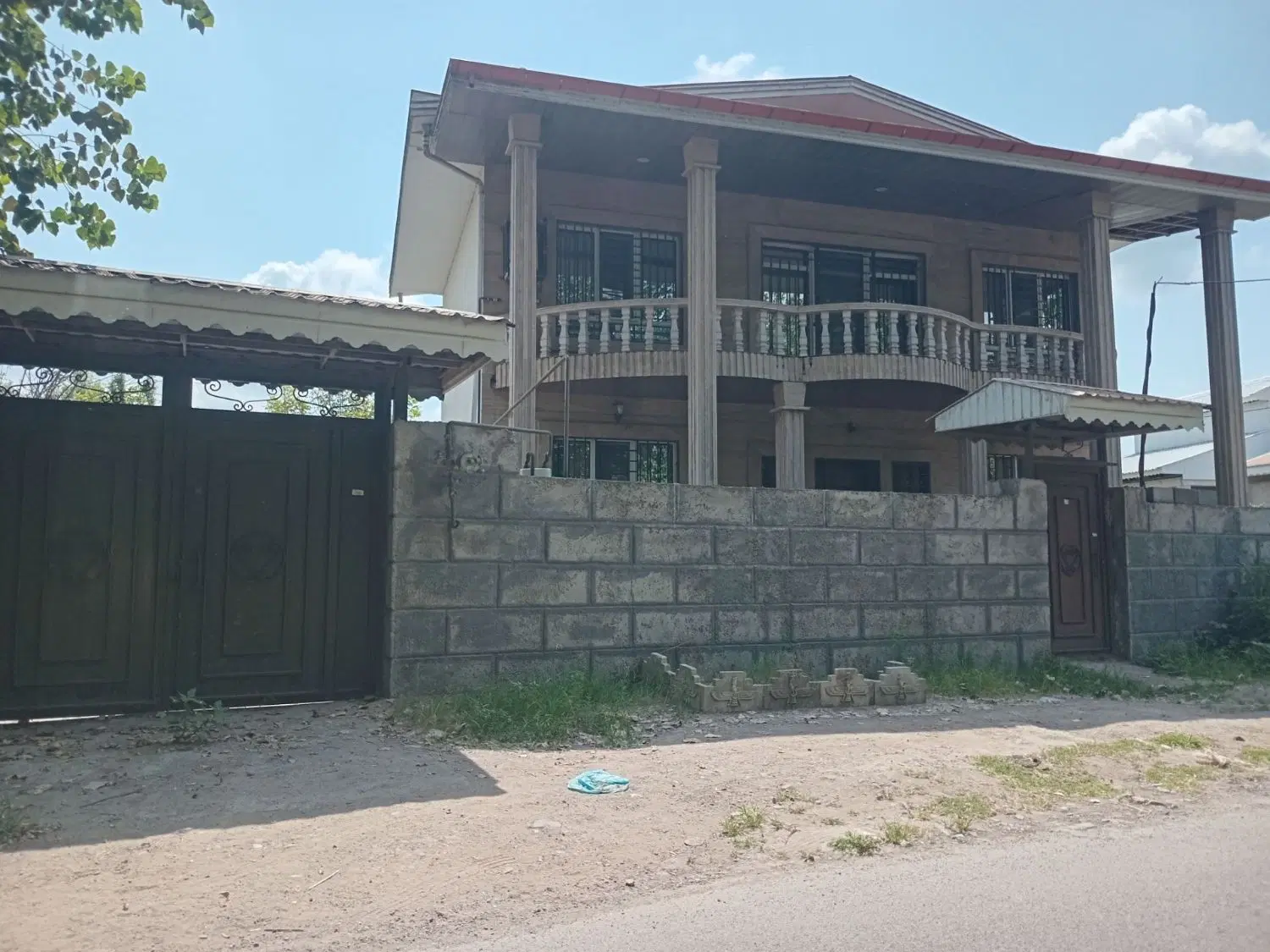 ویلای نوساز کلاسیک