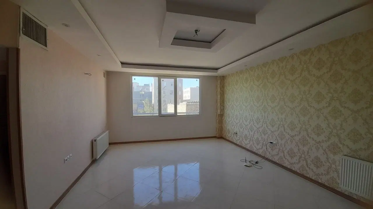 اپارتمان ۷۰ متری ادیب جنوبی