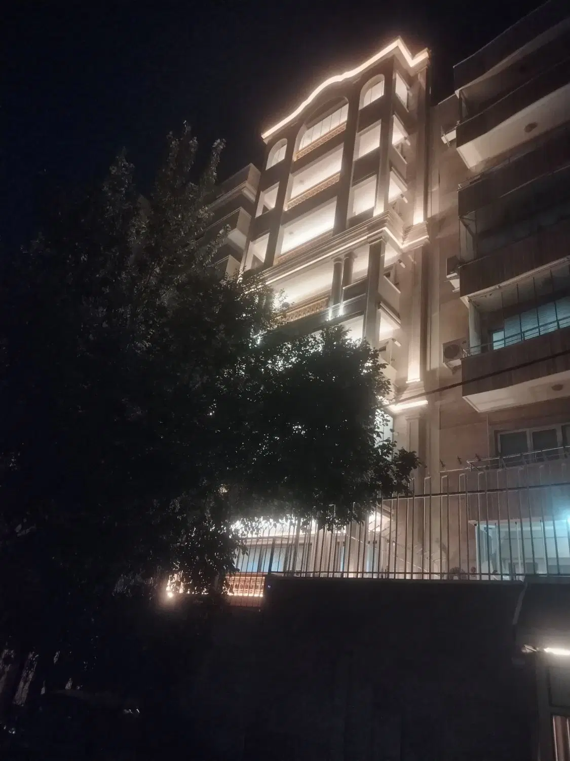 دوکله گلشهر پرواز