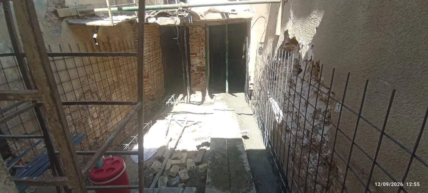 فروش خانه نزدیک بازار وکیل بر پارکینگ