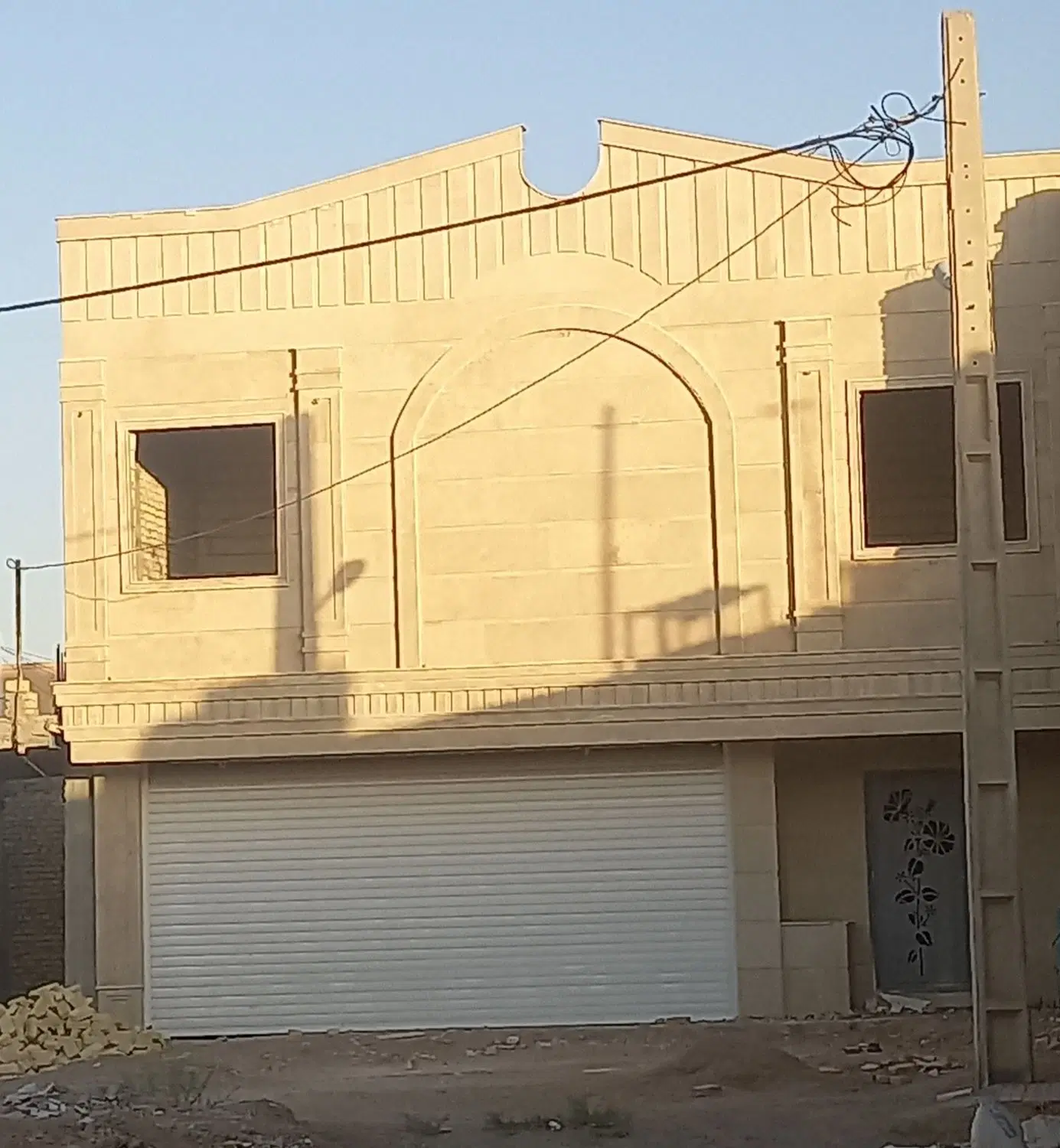 معاوضه منزل نیمه ساز با کامیون کشنده
