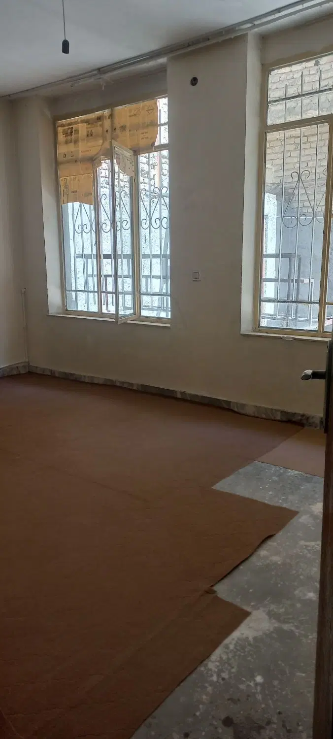 اجاره خونه  ۱۰۰متری ۳۰متر حیاط دار د