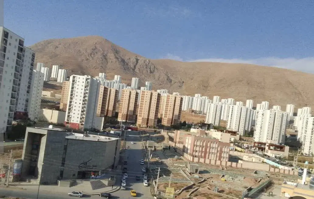 فروش مغازه درپردیس فاز ۱۱ فول امکانات