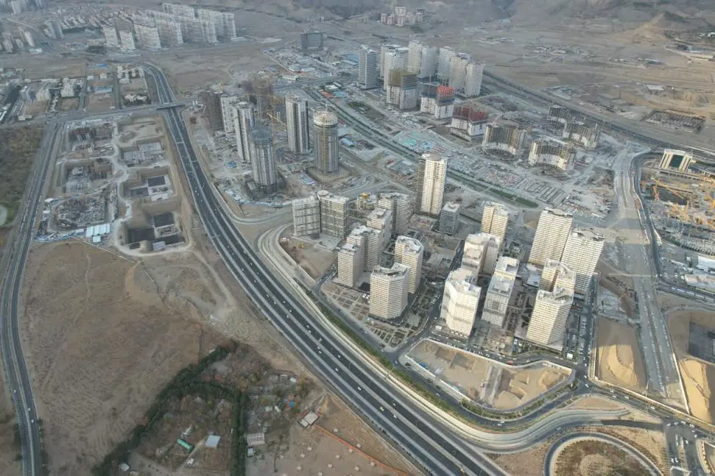 ۸متر پروژه شهر اداری تجاری چیتگر