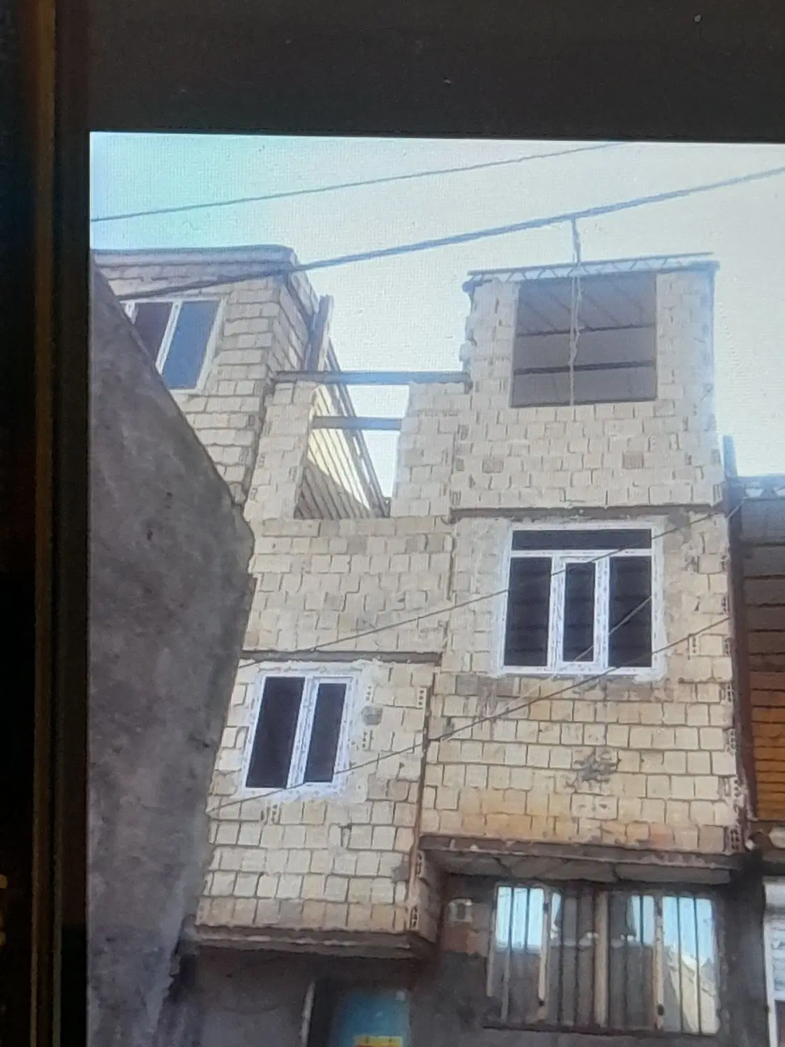 واحددورقاب۸۳متری رحیمی۳۸