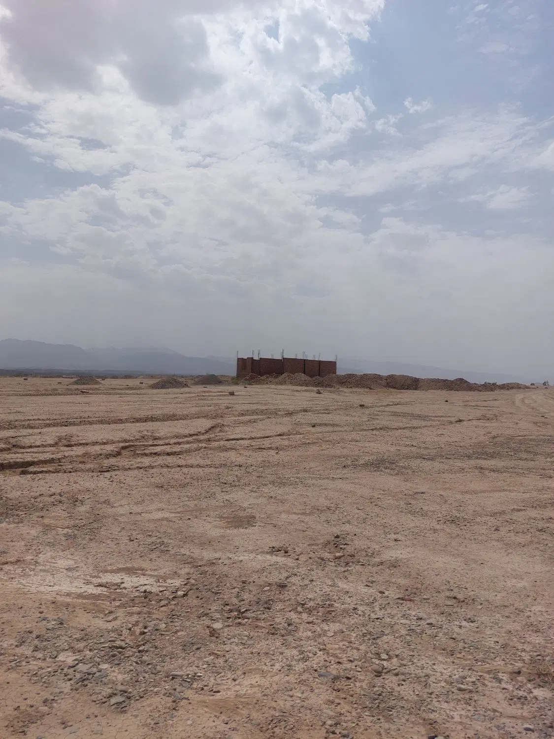 زمین نارجو