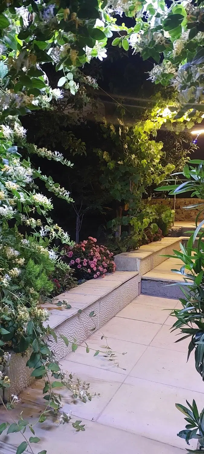 باغچه با سوئیت ۴۰ متری اجاره