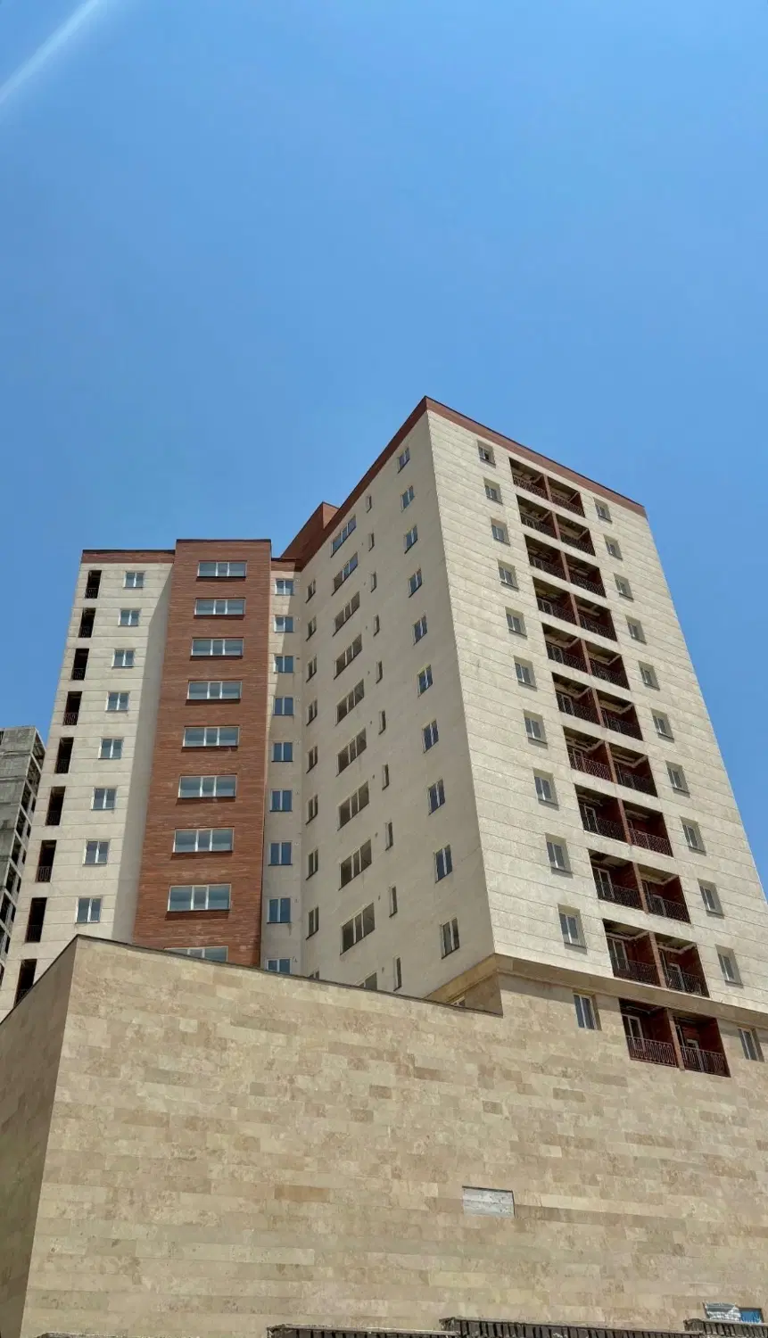 یک قدم تا خانه دار شدن(فقط با ۳۹۹ تومن)