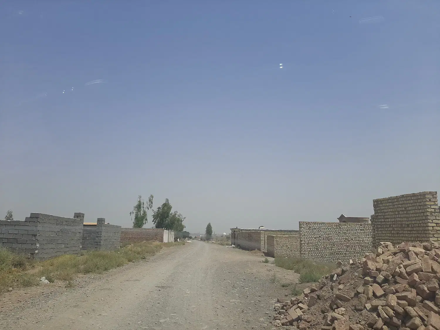 زمین چاردیواری مناسب باغ و باغچه