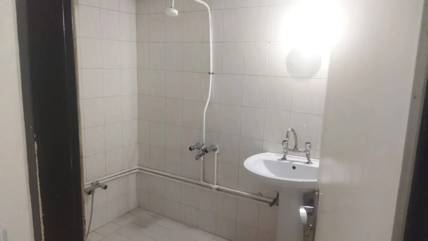 یک خواب همکف زرین هنگام