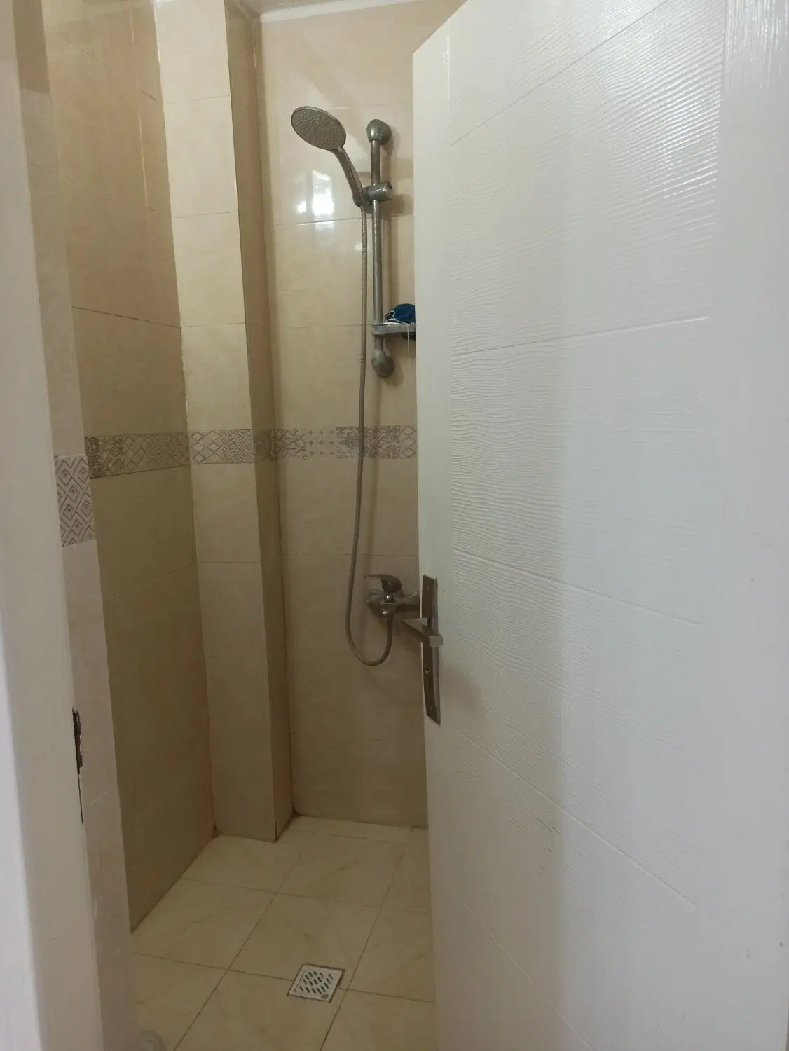 خیابان خرداد واحد جلو با پارکینگ