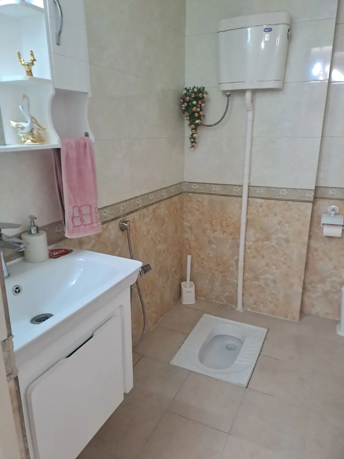 حدودا ۱۳۰ متر آپارتمان دوبلکس حیاط دار