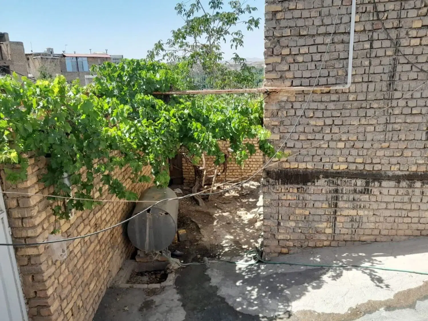 فروش منزل مسکونی