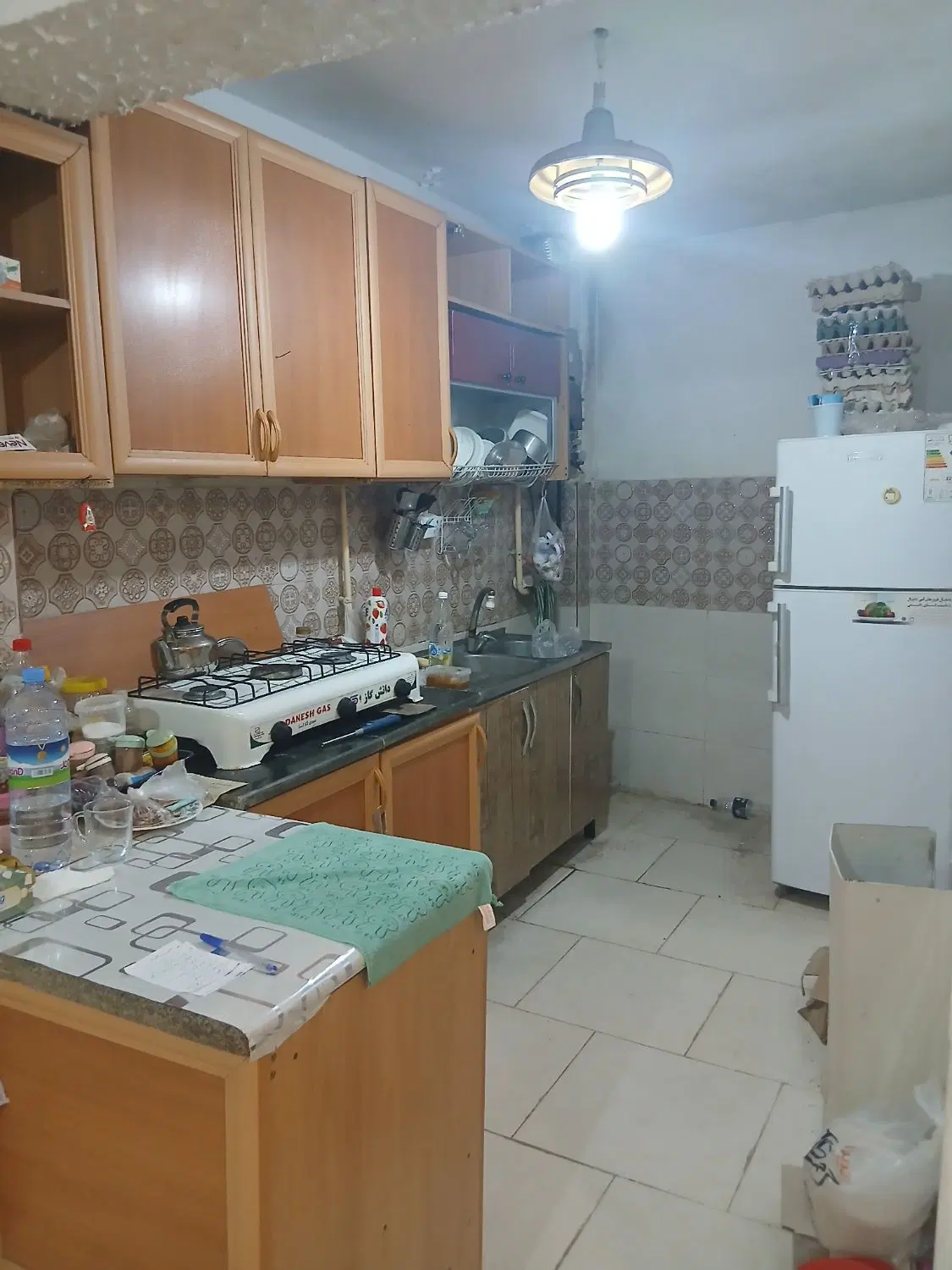 سوئیت ۵۳ متری یک خواب، فجرآزادگان، عبادتی