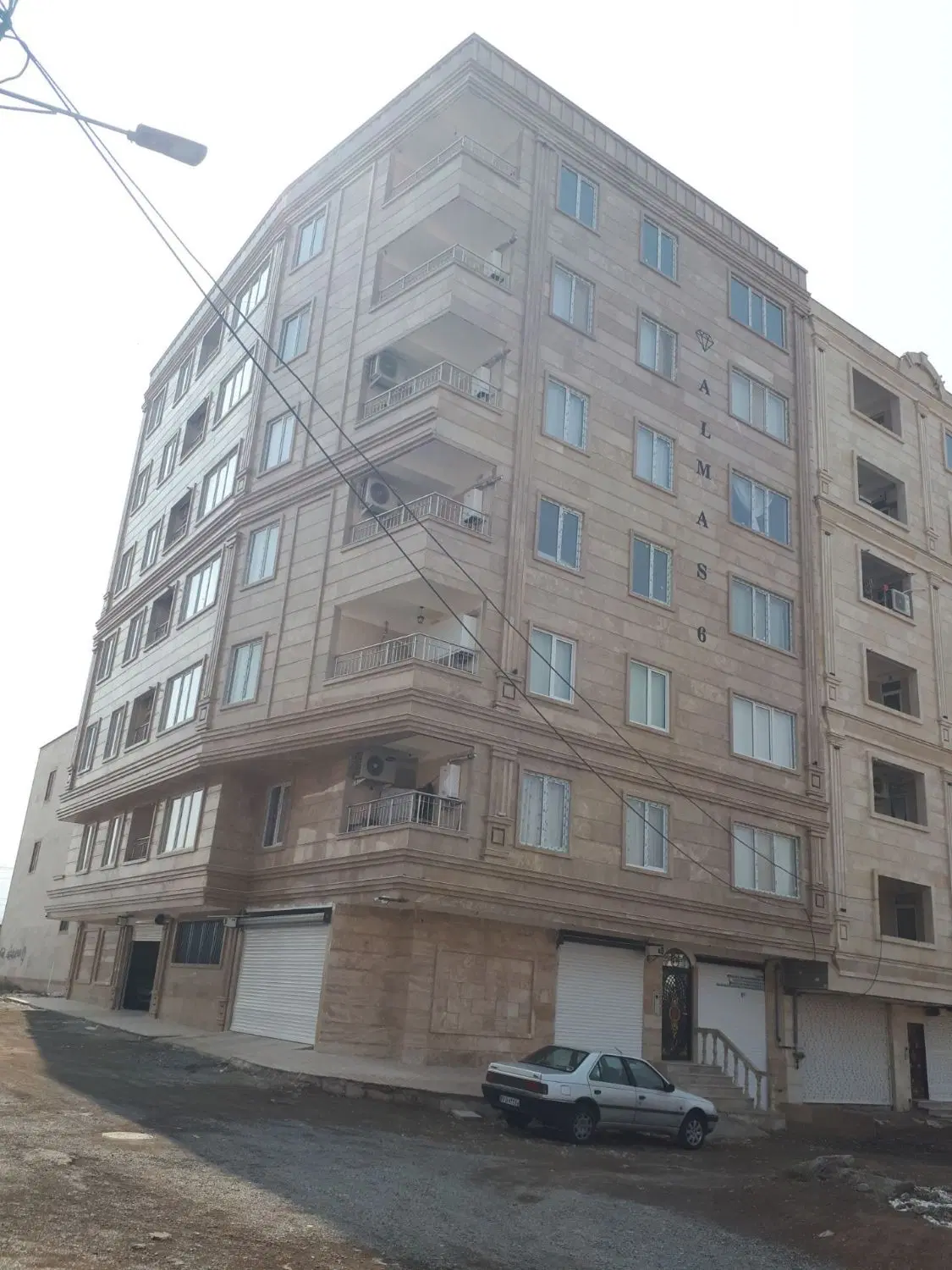 فروش ۷۰متری تو راسته بیت رهبری