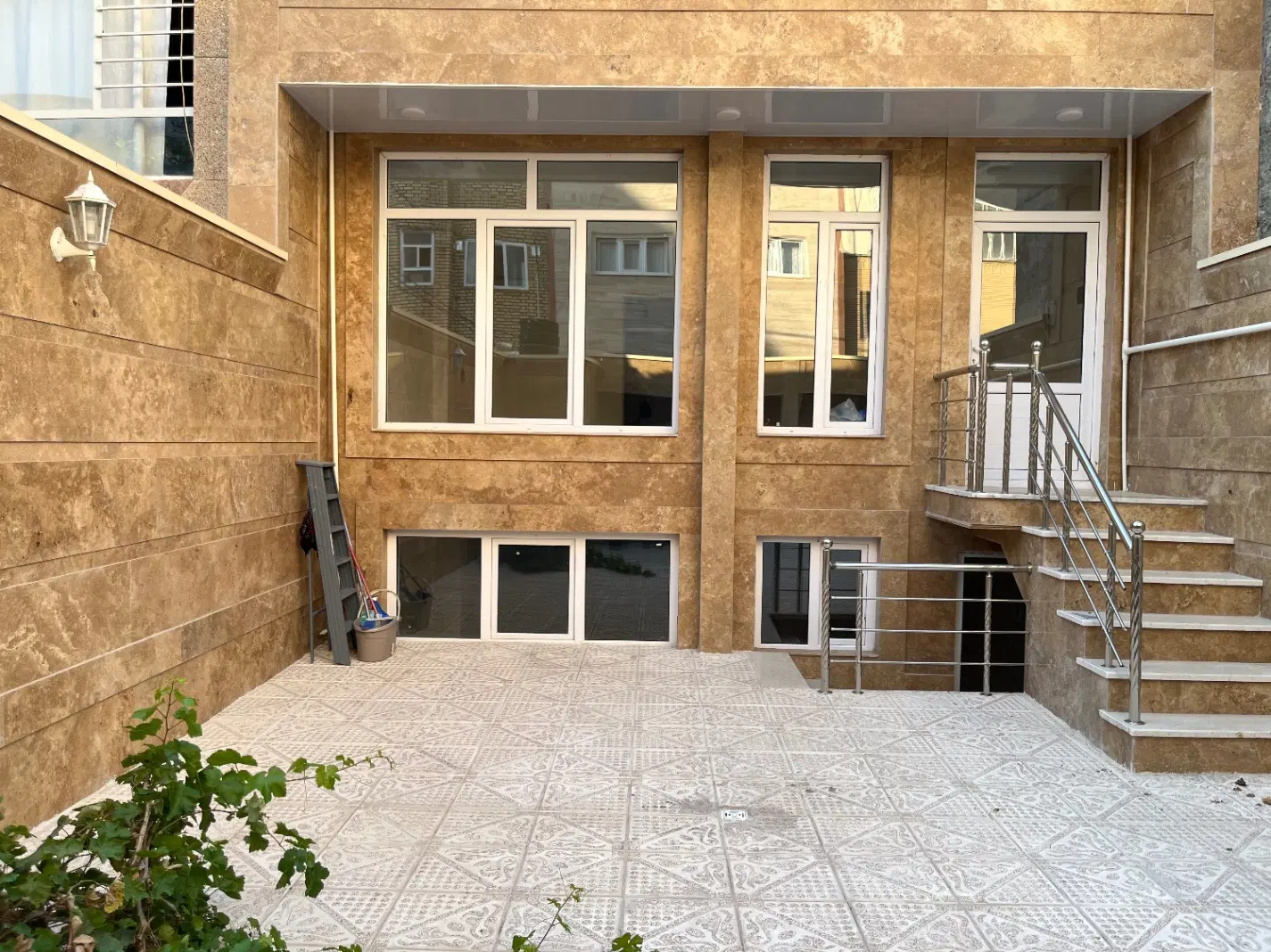 فروش خانه دو طبقه