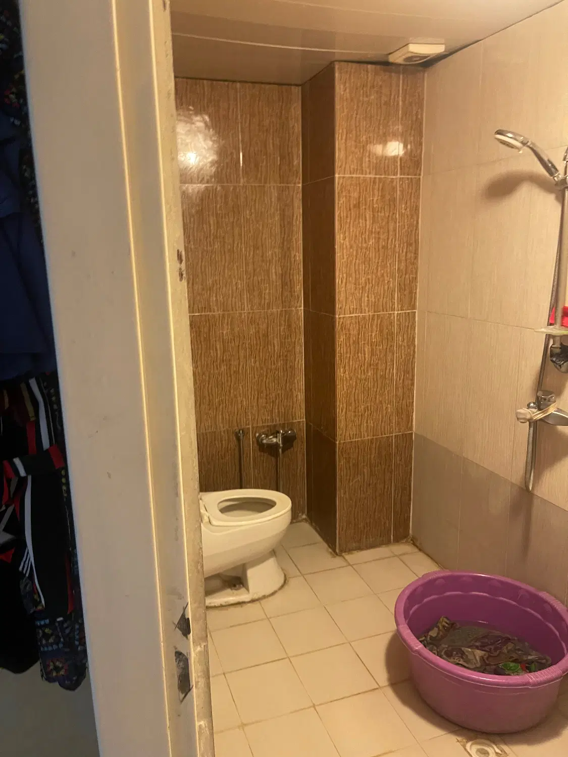 اجاره اپارتمان با پارکینگ انبار داره