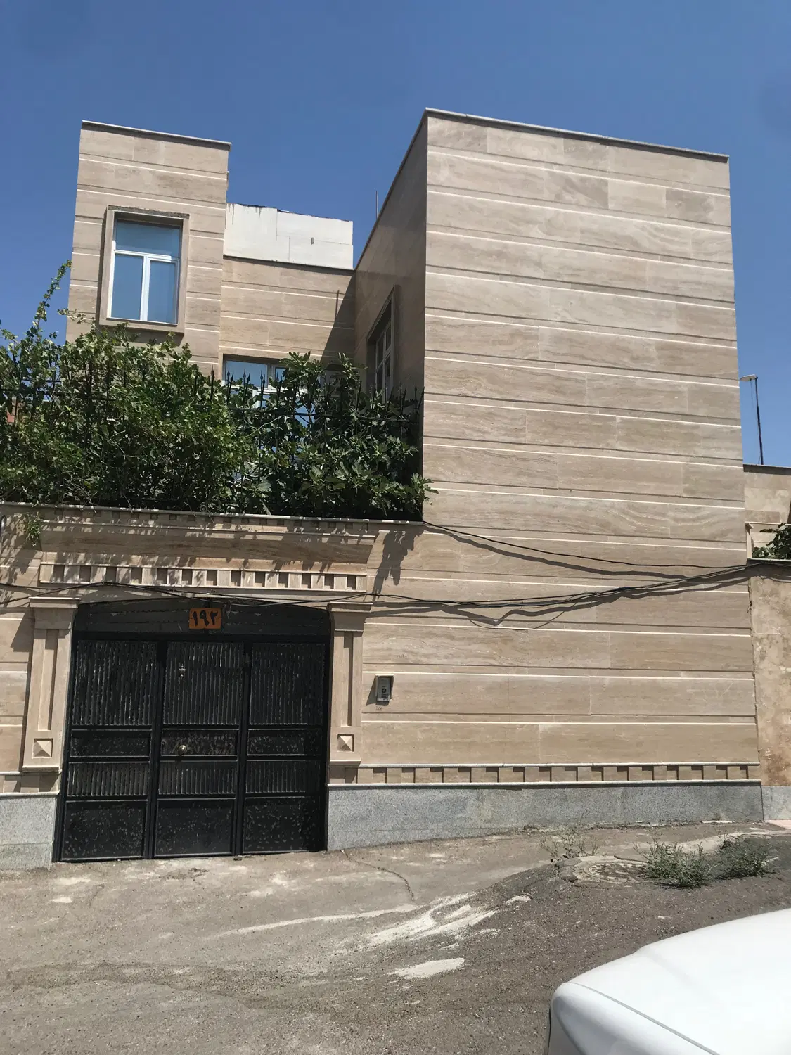 حیط ۲ طبقه