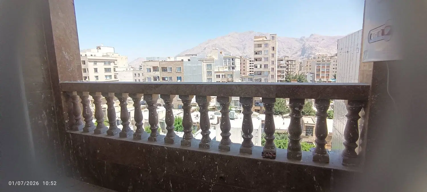 فروش ویژه دو باب مغازه تجاری