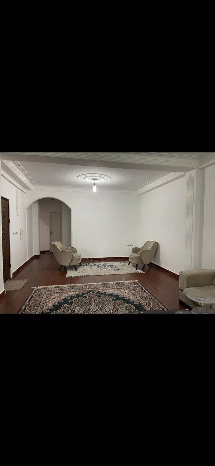 آپارتمان100متری تمیز در فلکه گاز
