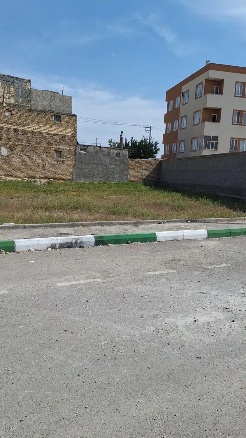 زمین مسکونی ۲۷۰ متر فروشی ( گلشهر آوینی )