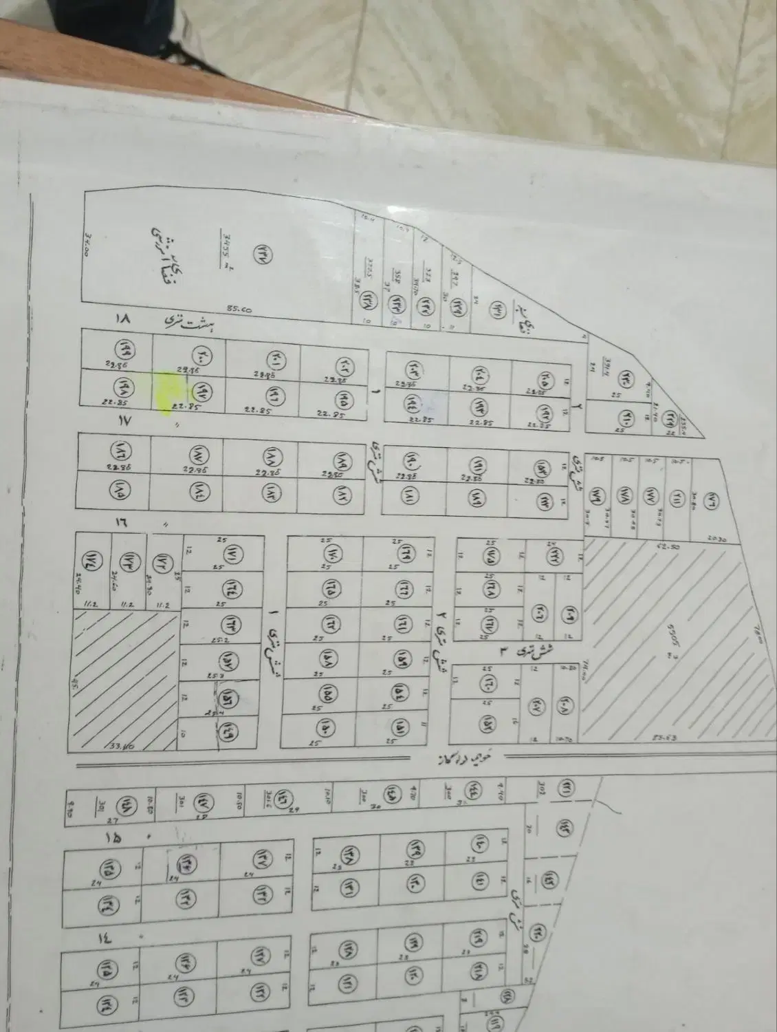 یک قطعه زمین مسکونی جهت فروش