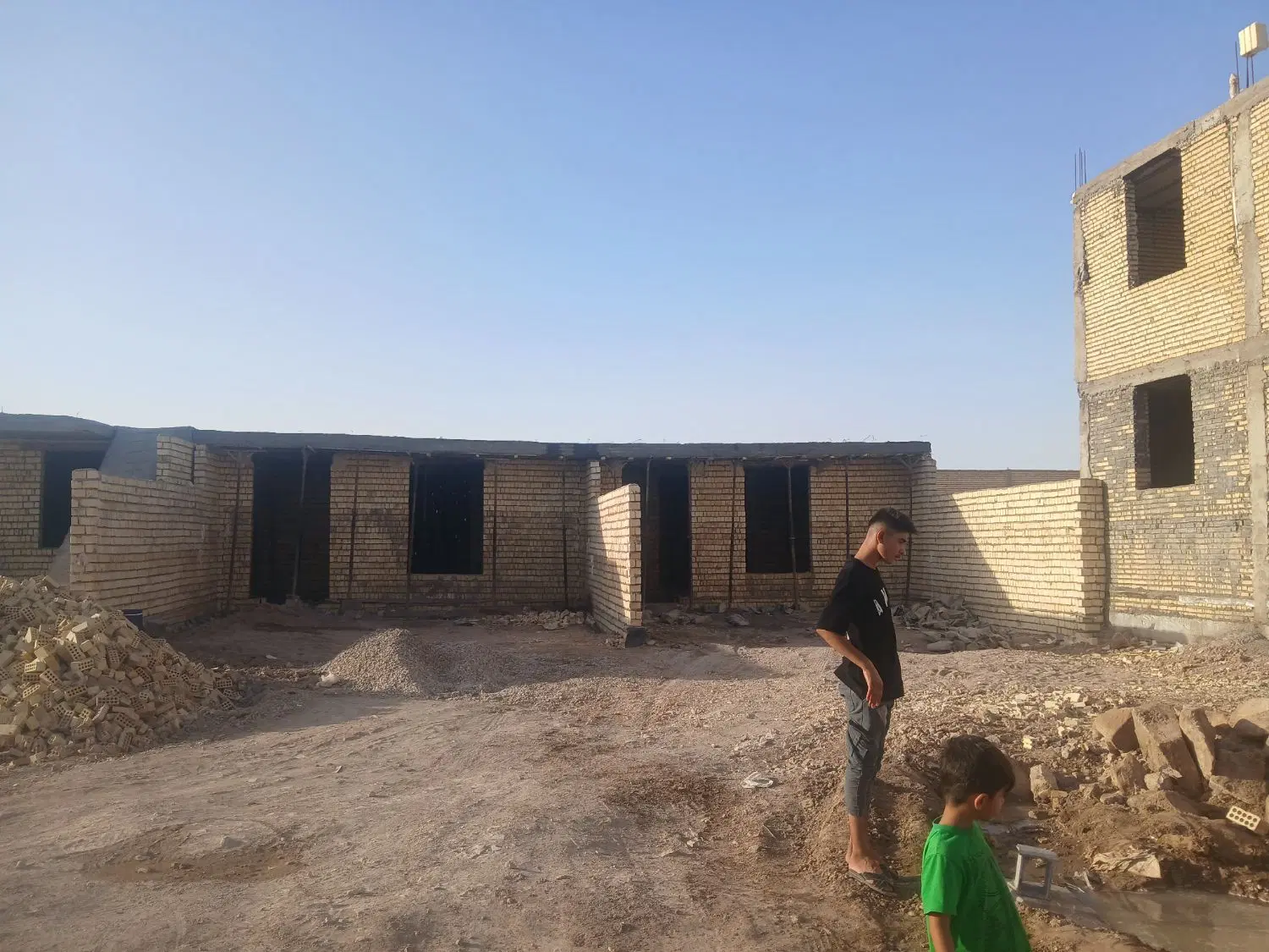 فروش منزل نیمه کاره
