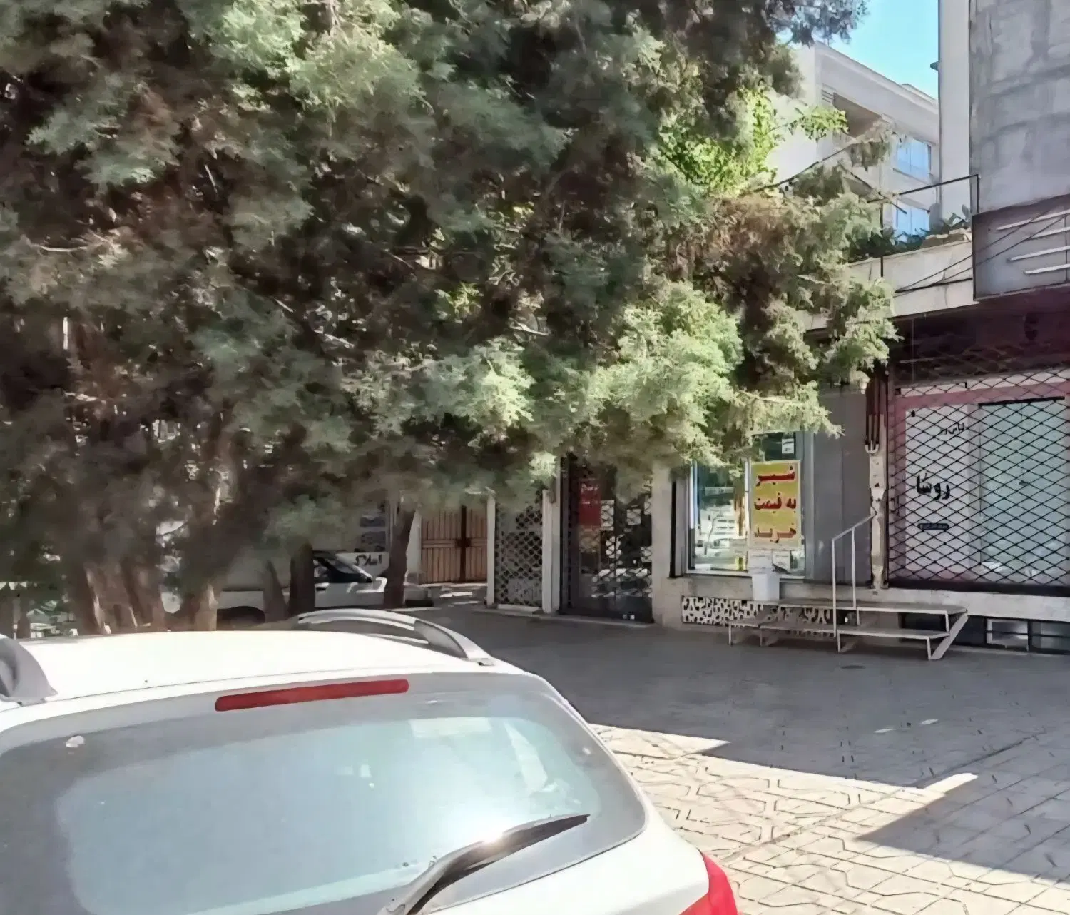 ۱۰ متر مغازه _ تجاری دائم _ عماد