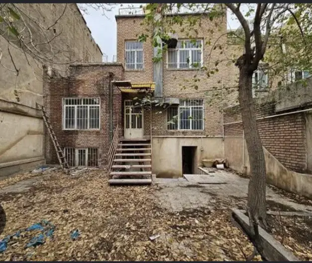 کلنگی دربست ۲ طبقه حیاط دار  تولیدی انبار سکونت