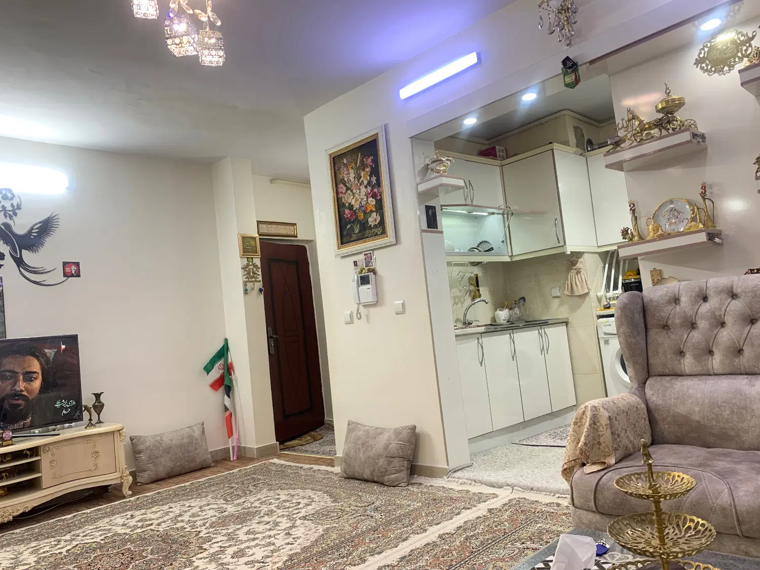 فروش ۷۵ متری پرند فاز ۶ ارش ارمه
