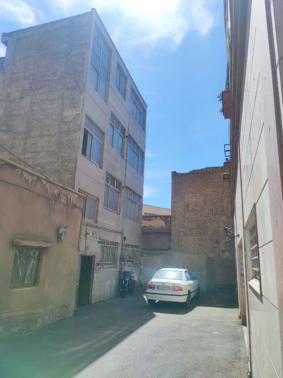 آپارتمان در ۴طبقه