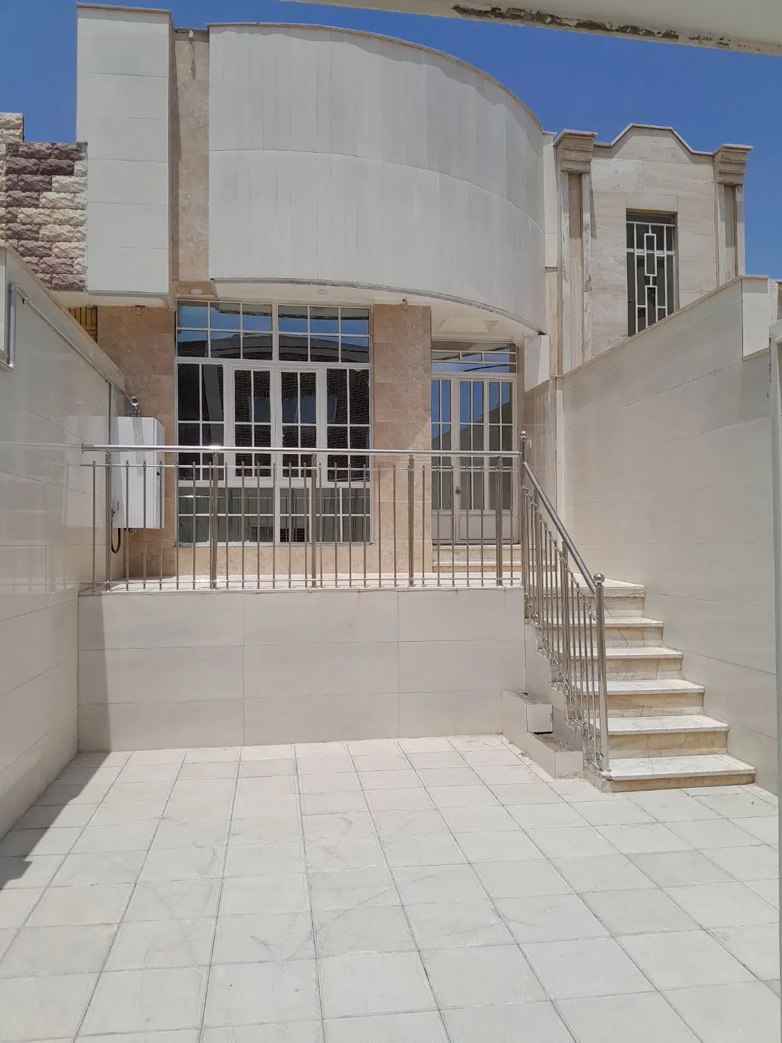 منزل سه دانگی دوبلکس۱۲۰متری دربلوک۶توحیدشهر