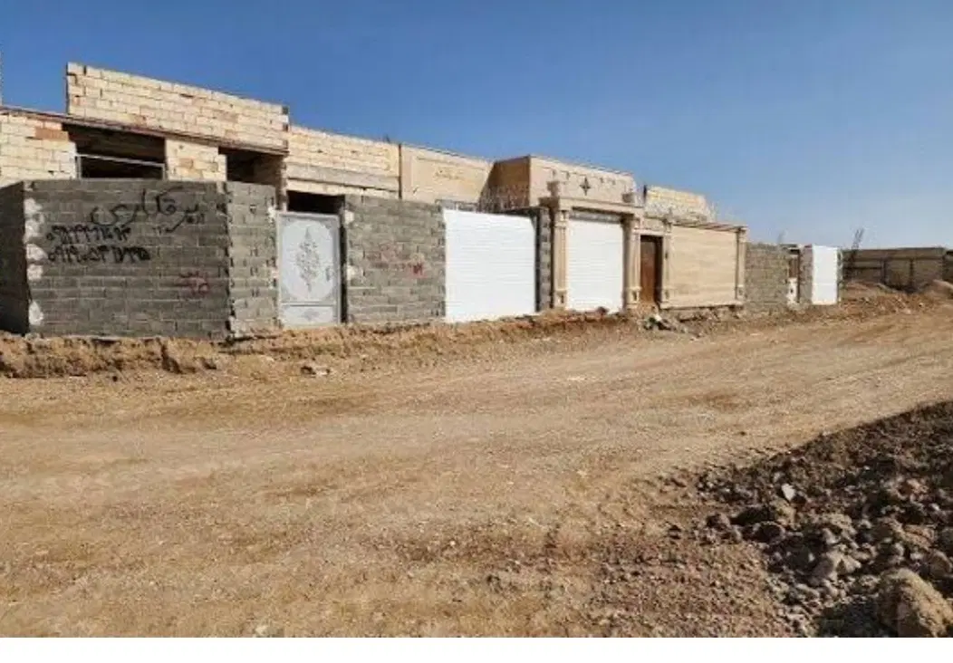 زمین فروشی