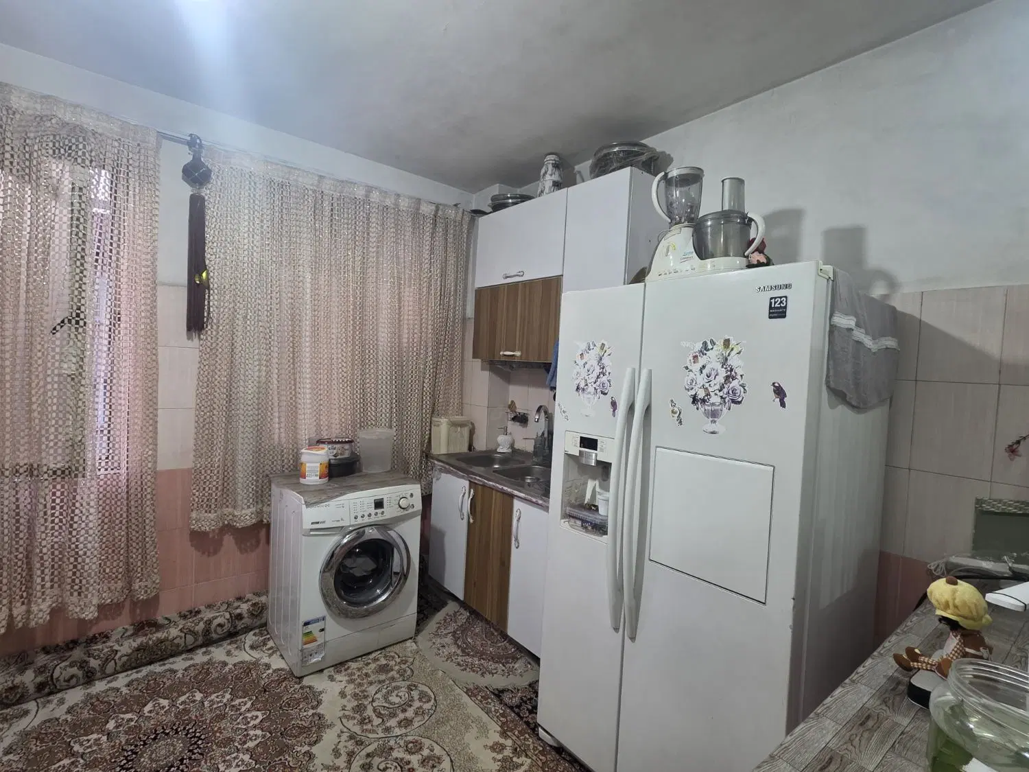 ۶۳متر با آسانسور وانباری قائمیه